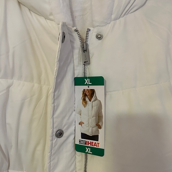 32 Degrees Women's Ivory Puffer Jacket - Picture 5 of 9